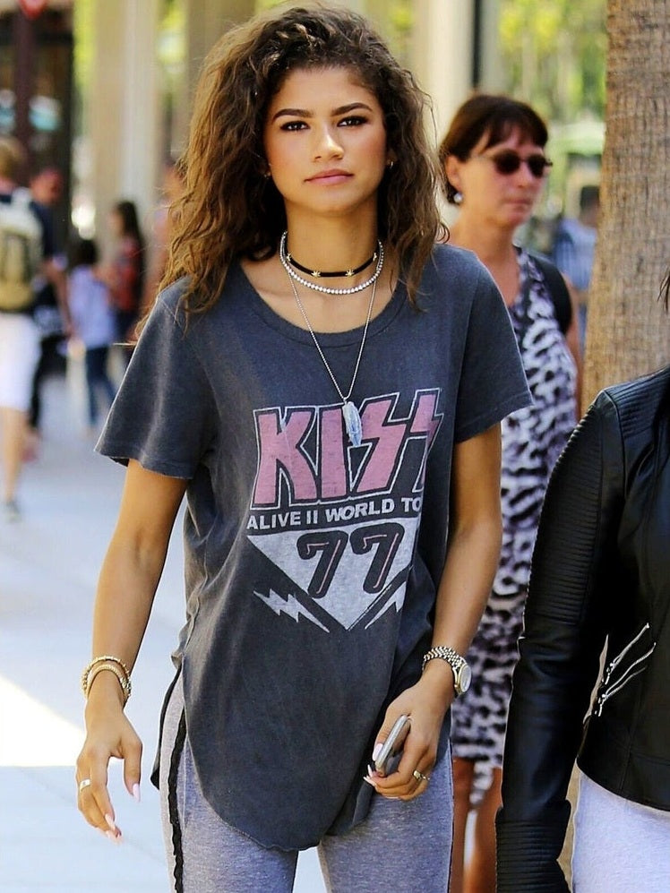 Zendaya Coleman 8.5 x 11 Candid Photograph Art Print Photo Picture Collectibles:Photographic Images:Photographs Style Your Walls